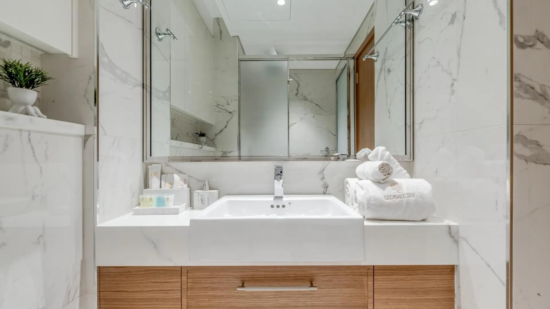 아파트 Globalstay Azizi Riviera 59 두바이 아랍에미리트